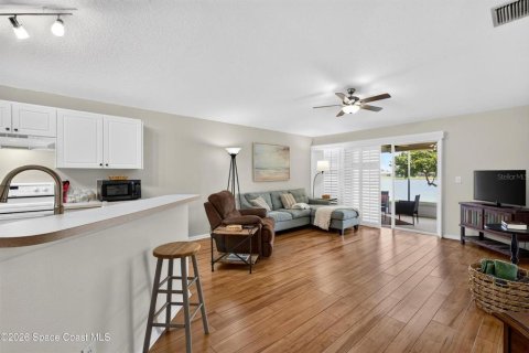 Villa ou maison à vendre à Melbourne, Floride: 4 chambres, 176.7 m2 № 2228305 - photo 3