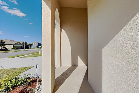 Casa en venta en Mount Dora, Florida, 4 dormitorios, 186.83 m2 № 2107849 - foto 2