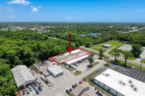 Commercial property in Port Richey, Florida № 1780438 - photo 10