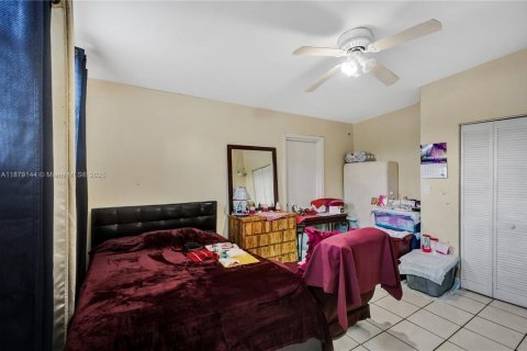 Townhouse in Miami, Florida 3 bedrooms, 102.66 sq.m. № 1920580 - photo 4