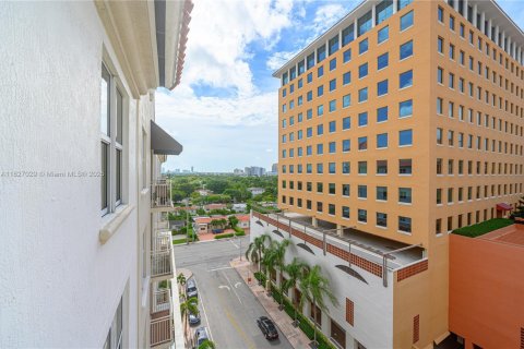 Copropriété à vendre à Coral Gables, Floride: 2 chambres, 103.49 m2 № 1797584 - photo 15
