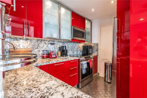 Снять в аренду кондоминиум в Майами-Бич, Флорида 2 спальни, 104.05м2, № 2067456 - фото 11