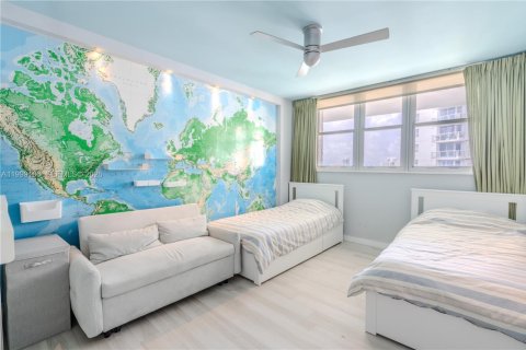 Снять в аренду кондоминиум в Майами-Бич, Флорида 2 спальни, 104.05м2, № 2067456 - фото 22