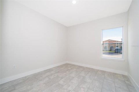 Casa en alquiler en Kissimmee, Florida, 3 dormitorios, 128.3 m2 № 2231839 - foto 18