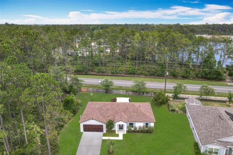 House in Palm Coast, Florida 3 bedrooms, 151.62 sq.m. № 1758239 - photo 5
