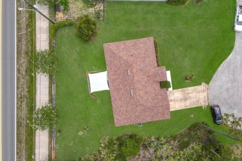 House in Palm Coast, Florida 3 bedrooms, 151.62 sq.m. № 1758239 - photo 15