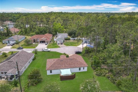 House in Palm Coast, Florida 3 bedrooms, 151.62 sq.m. № 1758239 - photo 17