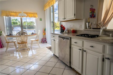 Villa ou maison à louer à Kissimmee, Floride: 4 chambres, 174.1 m2 № 1511821 - photo 11