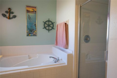 Villa ou maison à louer à Kissimmee, Floride: 4 chambres, 174.1 m2 № 1511821 - photo 21