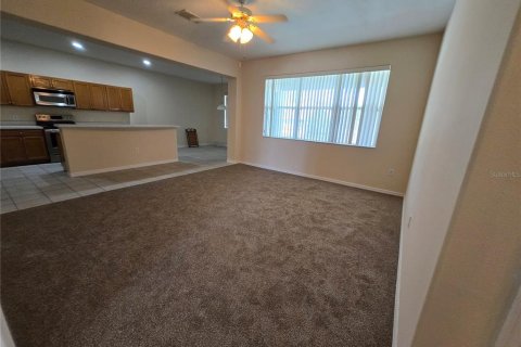 Villa ou maison à vendre à Kissimmee, Floride: 5 chambres, 290.51 m2 № 1870112 - photo 13