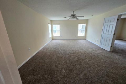 Villa ou maison à vendre à Kissimmee, Floride: 5 chambres, 290.51 m2 № 1870112 - photo 20