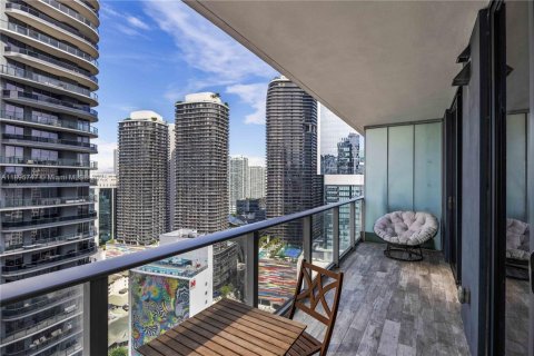Condominio en alquiler en Miami, Florida, 1 dormitorio, 70.51 m2 № 1950362 - foto 13