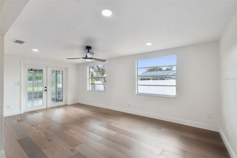 House in Hudson, Florida 3 bedrooms, 139.35 sq.m. № 1722988 - photo 26
