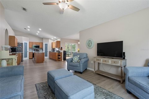 Casa en venta en Palm Coast, Florida, 4 dormitorios, 193.98 m2 № 1848088 - foto 11