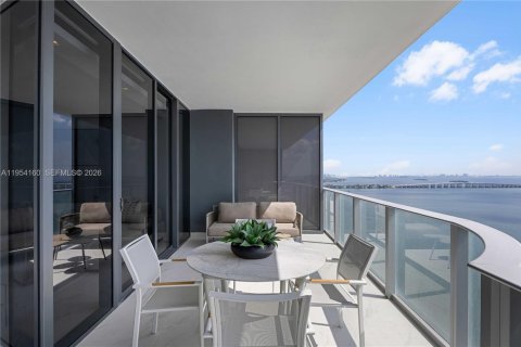 Condominio en alquiler en Miami, Florida, 2 dormitorios, 141.95 m2 № 2010094 - foto 27