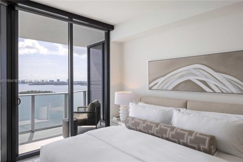 Condominio en alquiler en Miami, Florida, 2 dormitorios, 141.95 m2 № 2010094 - foto 14