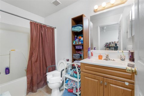 House in Englewood, Florida 3 bedrooms, 79.71 sq.m. № 1879095 - photo 20