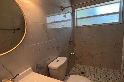Снять в аренду квартиру в Дирфилд-Бич, Флорида 3 комнаты, 74.32м2, № 2154180 - фото 9