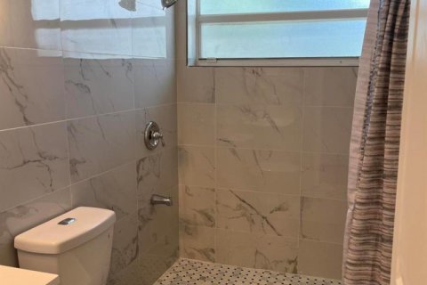 Снять в аренду квартиру в Дирфилд-Бич, Флорида 3 комнаты, 74.32м2, № 2154180 - фото 8
