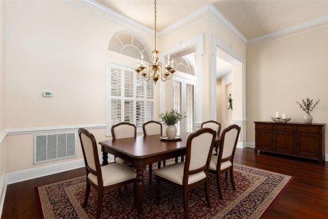 House in Windermere, Florida 4 bedrooms, 251.21 sq.m. № 2393790 - photo 5