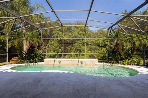 House in Windermere, Florida 4 bedrooms, 251.21 sq.m. № 2393790 - photo 25