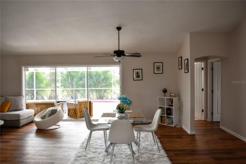 Casa en venta en Punta Gorda, Florida, 3 dormitorios, 168.9 m2 № 1602426 - foto 4