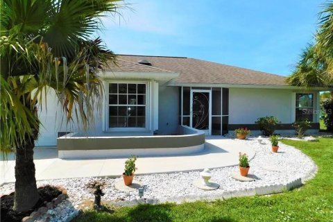 Casa en venta en Punta Gorda, Florida, 3 dormitorios, 168.9 m2 № 1602426 - foto 2