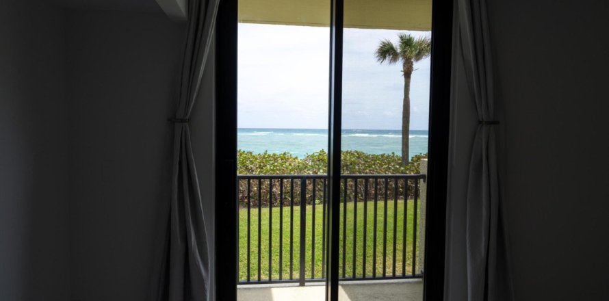 Condominio en Jupiter, Florida, 2 dormitorios № 841806