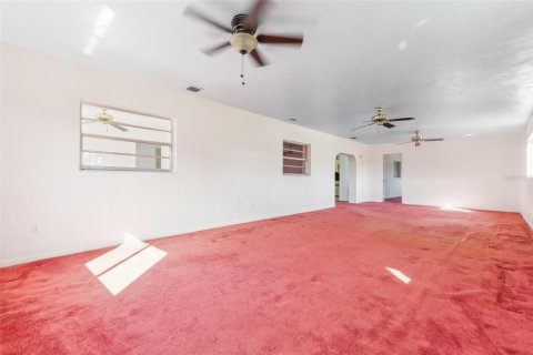 House in Miami, Florida 3 bedrooms, 216.28 sq.m. № 1851814 - photo 21