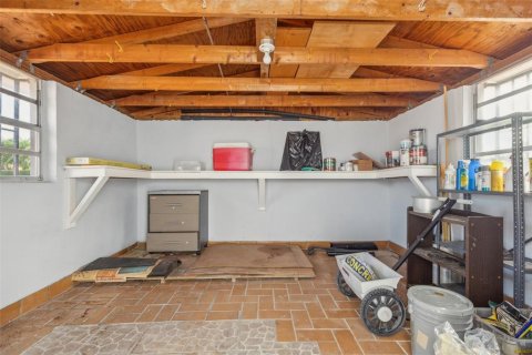 House in Miami, Florida 3 bedrooms, 216.28 sq.m. № 1851814 - photo 18