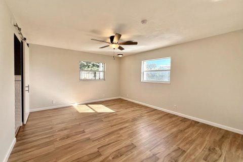 Villa ou maison à vendre à Vero Beach, Floride: 3 chambres, 218.32 m2 № 2439170 - photo 11