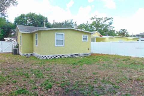 Villa ou maison à vendre à Tampa, Floride: 3 chambres, 75.44 m2 № 2342189 - photo 25