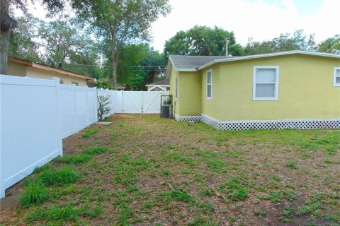 Villa ou maison à vendre à Tampa, Floride: 3 chambres, 75.44 m2 № 2342189 - photo 26