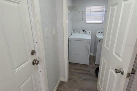 Villa ou maison à vendre à Tampa, Floride: 3 chambres, 75.44 m2 № 2342189 - photo 18