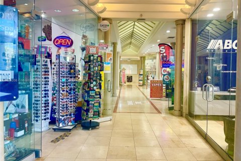 Copropriété à vendre à Sunny Isles Beach, Floride: 1 chambre, 33.44 m2 № 2034984 - photo 29