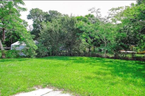 Casa en alquiler en St. Lucie, Florida, 3 dormitorios, 95.13 m2 № 2025928 - foto 11