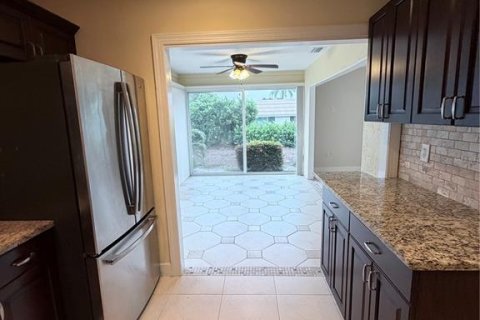 Casa en venta en Sarasota, Florida, 2 dormitorios, 104.05 m2 № 2411524 - foto 10