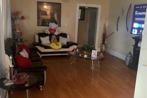 Immobilier commercial à vendre à Riverview, Floride: 242.94 m2 № 233286 - photo 12