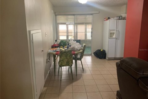 Immobilier commercial à vendre à Riverview, Floride: 242.94 m2 № 233286 - photo 23