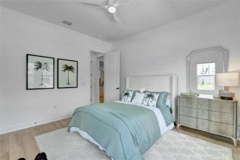 House in Celebration, Florida 5 bedrooms, 302.4 sq.m. № 1246768 - photo 17