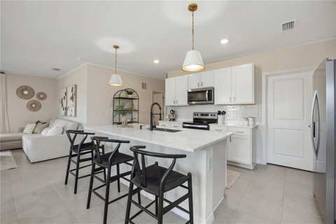 House in Sarasota, Florida 5 bedrooms, 229.93 sq.m. № 1631648 - photo 9