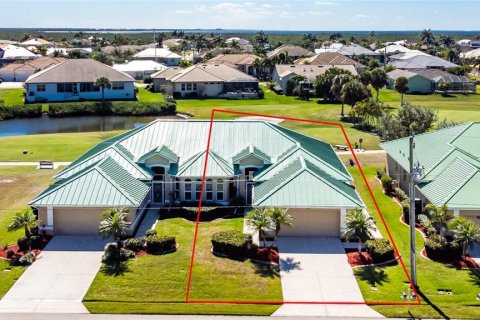 Casa en Punta Gorda, Florida 3 dormitorios, 150.78 m2 № 2130227
