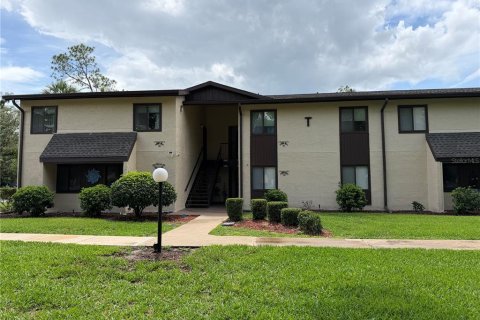 Condo à Ocala, Floride, 2 chambres  № 2212238