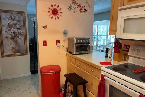 Copropriété à vendre à Ocala, Floride: 2 chambres, 98.48 m2 № 2212238 - photo 12