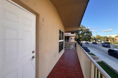 Appartement à North Miami, Floride 1 chambre, 594.76 m2 № 2153249
