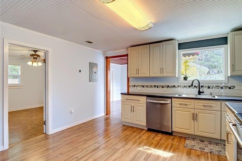 Casa en venta en Zephyrhills, Florida, 3 dormitorios, 112.23 m2 № 2107210 - foto 11