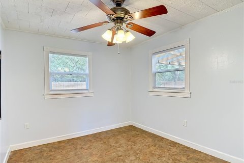 Casa en venta en Zephyrhills, Florida, 3 dormitorios, 112.23 m2 № 2107210 - foto 28