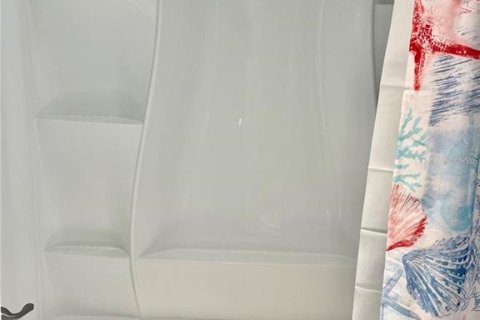 Condominio en venta en Madeira Beach, Florida, 1 dormitorio, 70.14 m2 № 1903671 - foto 17