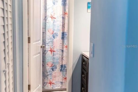 Condominio en venta en Madeira Beach, Florida, 1 dormitorio, 70.14 m2 № 1903671 - foto 23