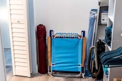 Condominio en venta en Madeira Beach, Florida, 1 dormitorio, 70.14 m2 № 1903671 - foto 13